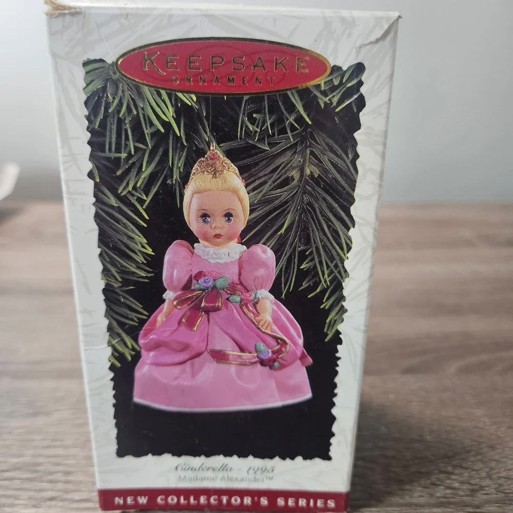 Hallmark Keepsake Ornament 1995 Madame Alexander Cinderella Pink Dress Boxed